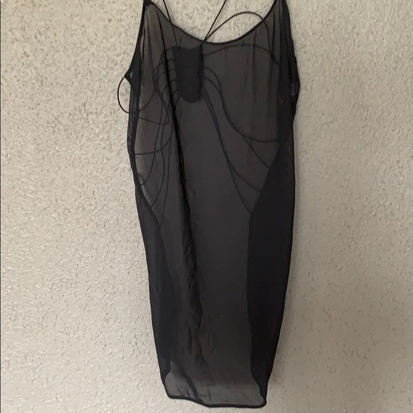 Lingerie - Picture 2 of 2